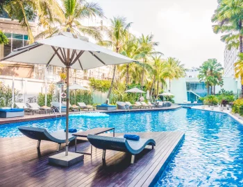 ocean-travel-modern-nobody-infinity